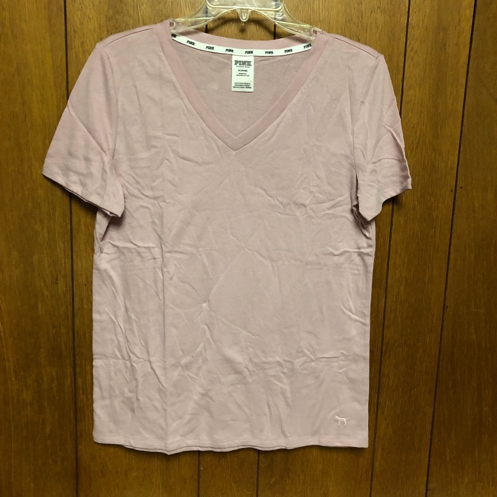 PINK Victoria’s Secret pink V neck tee M NIP